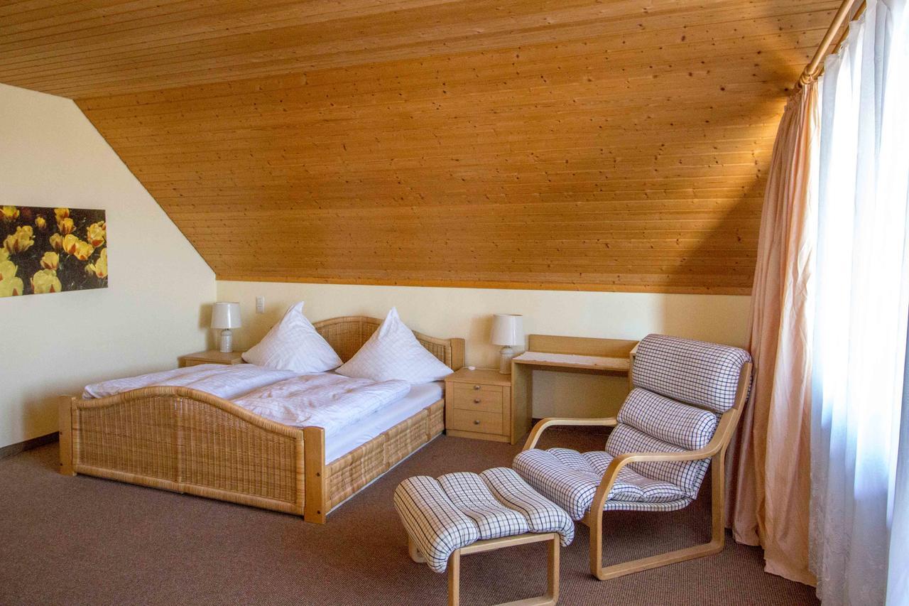 Waldhotel Stein Selbitz Bagian luar foto