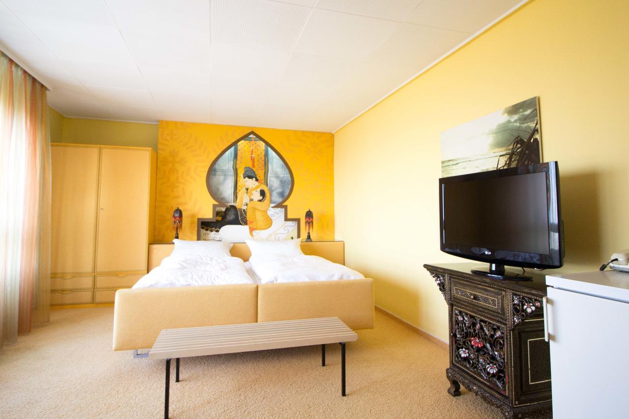 Waldhotel Stein Selbitz Bagian luar foto
