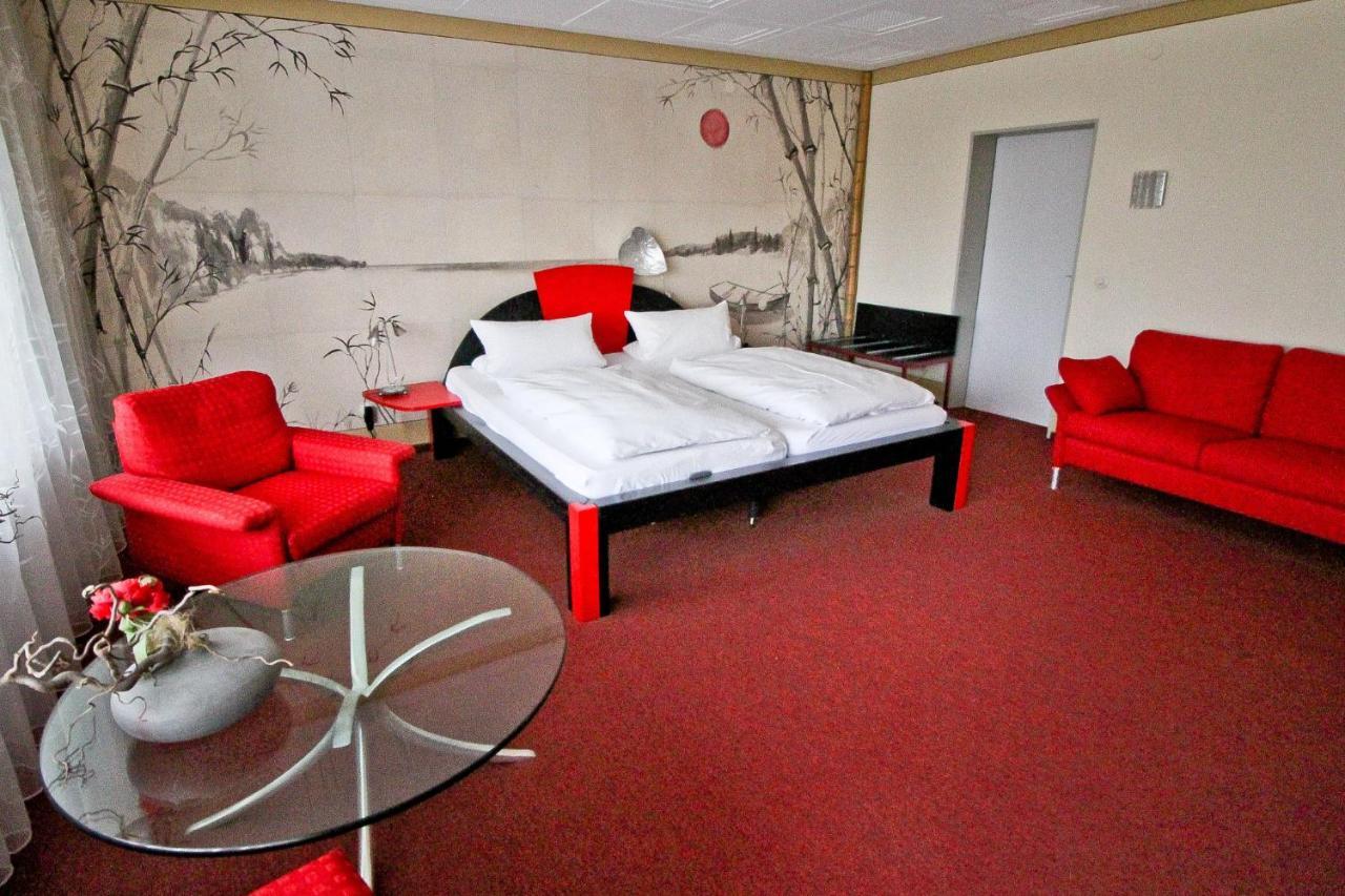 Waldhotel Stein Selbitz Bagian luar foto